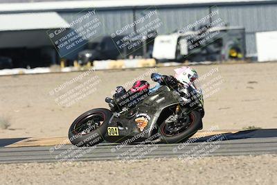 media/Nov-02-2025-CVMA (Sun) [[337aff29ab]]/Race 11-Amateur Supersport Open/